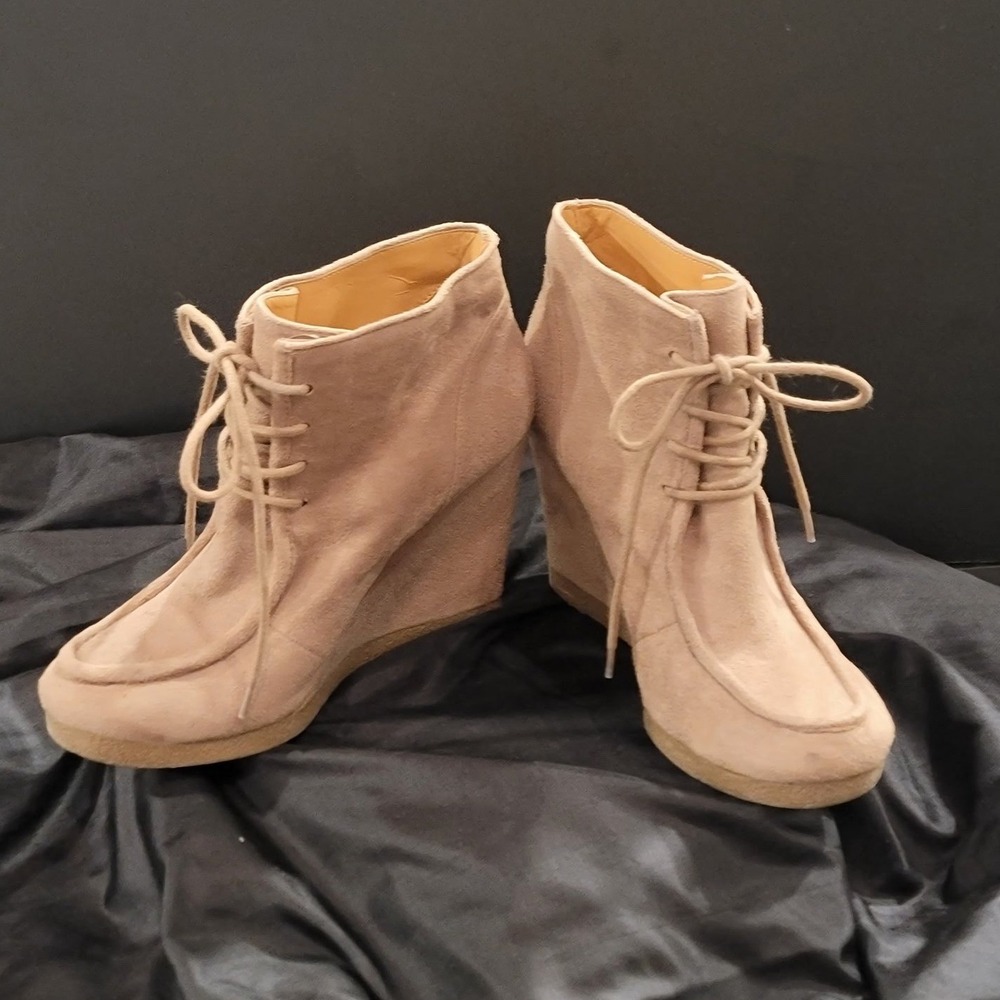 Nine West Vintage America Tan Suede Wedge Lace Up Ankle Booties 7